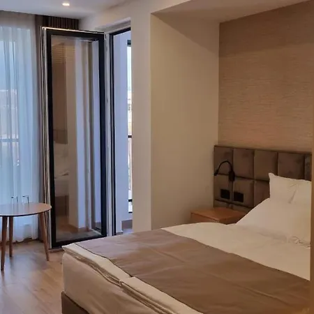 Sibb Hotel *