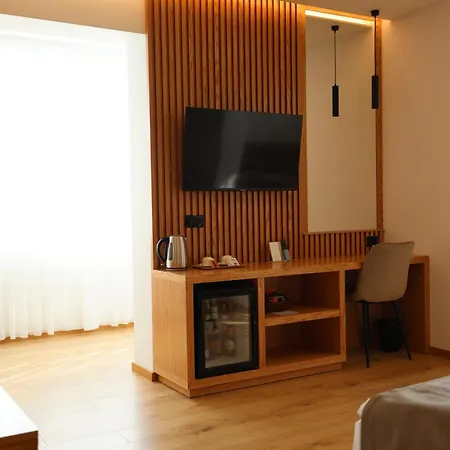 Sibb Hotell Tirana