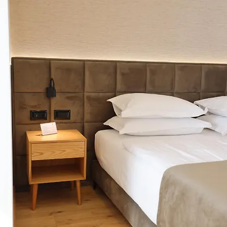 Hotell Sibb Tirana