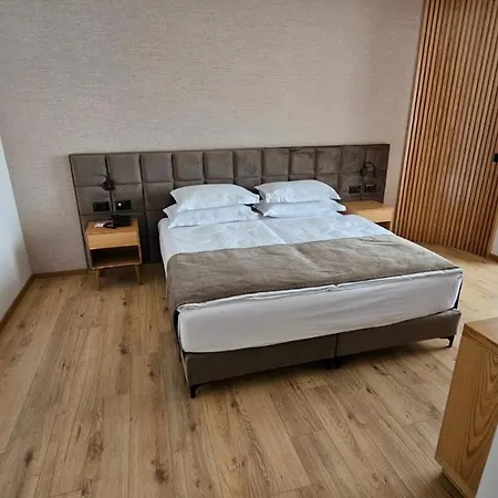 Otel Sibb Tiran