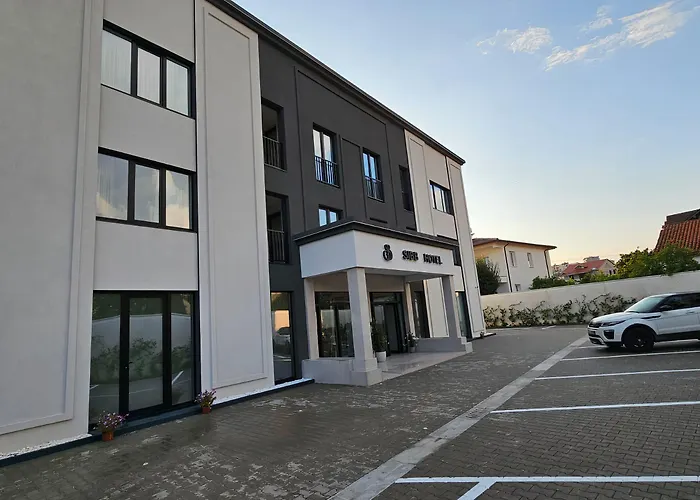 Sibb Tirana